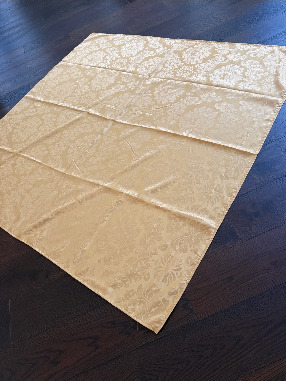 Champagne Gold Damask Tablecloth